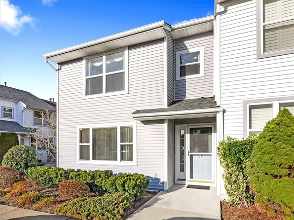 16 Lancaster Court, Nanuet, NY 10954