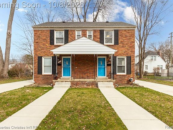 2nd image of 1225 E 4th St