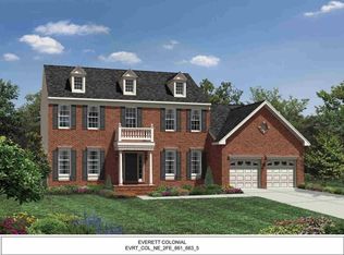 10 Boxwood Cir, Hopewell Junction, NY 12533