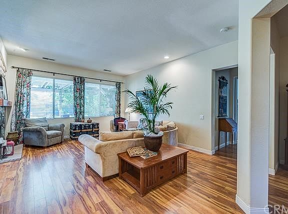 5th image of 23415 Canterbury Way