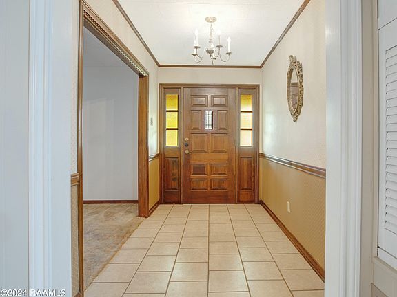 5th image of 219 Bellemont Dr