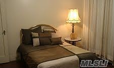 4th image of 10954 213th St