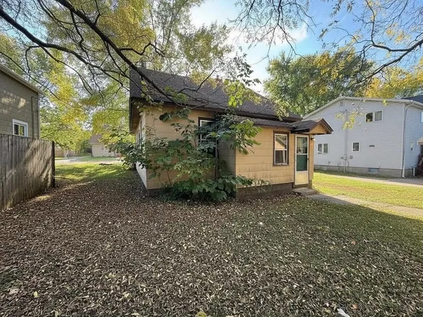 114 10th St, Clintonville, WI 54929