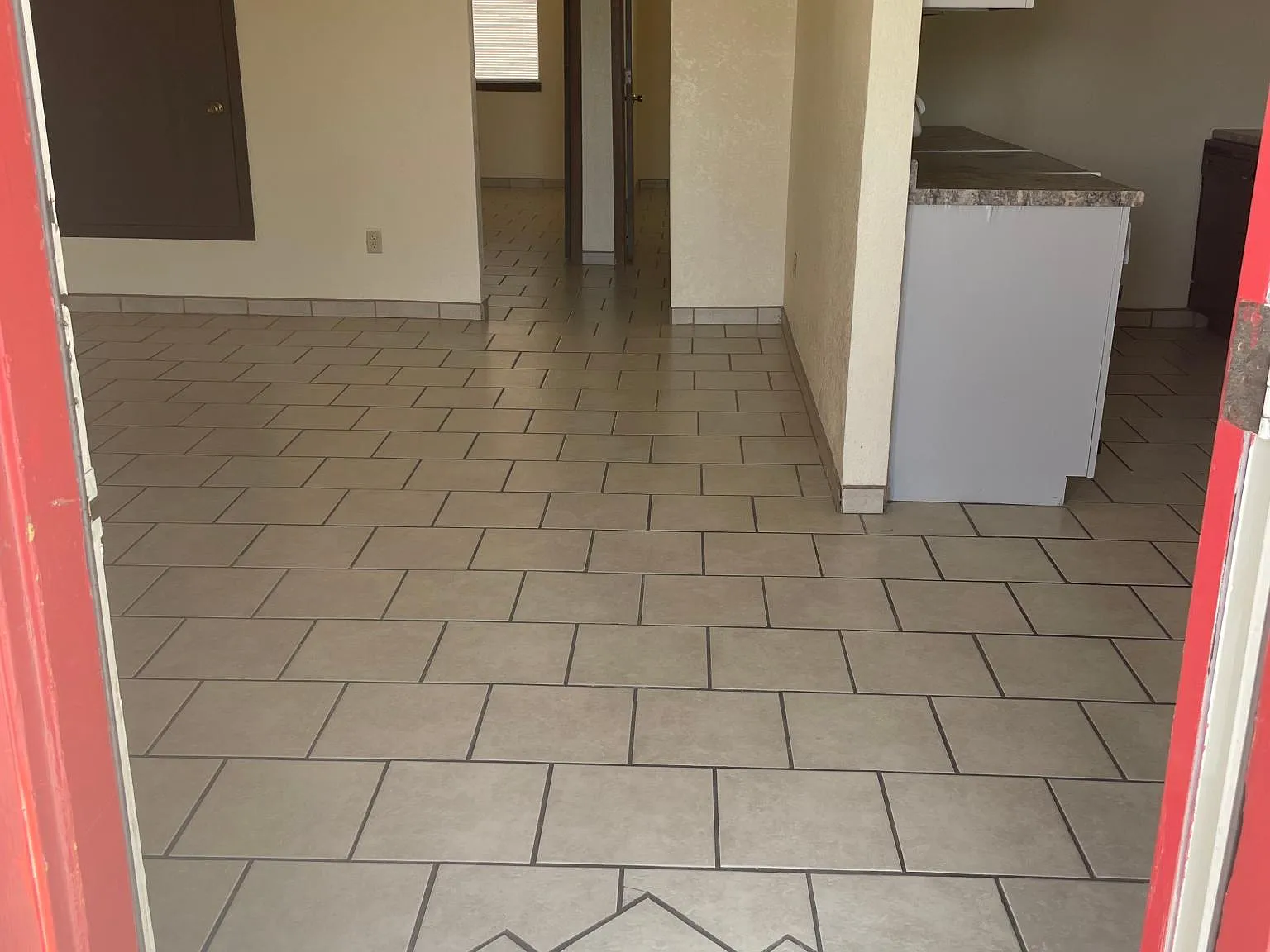 2 bed, 650 sqft, $850 — Photo 4