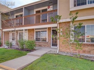 6427 Village Ln, Colorado Springs, CO 80918