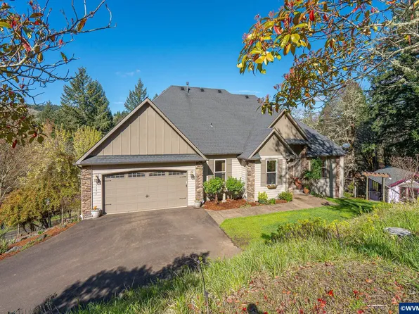 7175 NW Oak Creek Dr, Corvallis, OR 97330