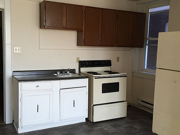 3rd image of 453 W Antietam St APT 7