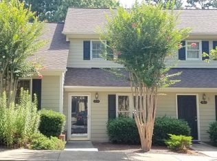 704 Gatehouse Ln, Durham, NC 27707