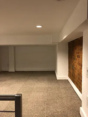 Rented by Sky Management | media 57