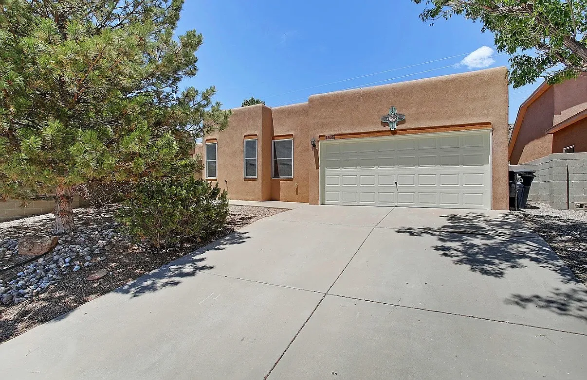 3 bed, 1507 sqft, $2,200 — Photo 1