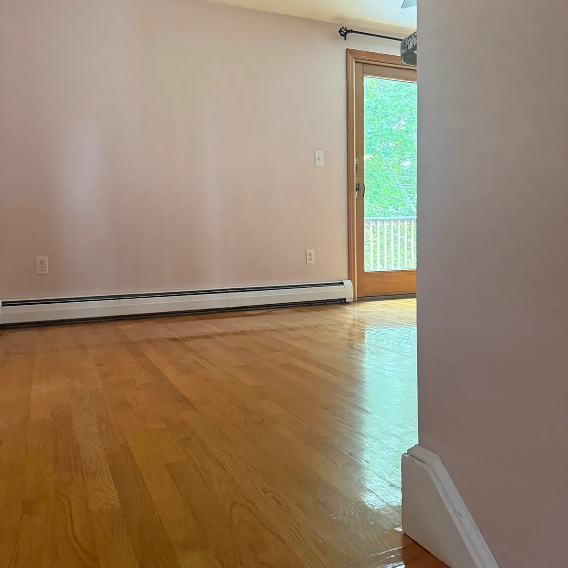 1 bed, 1.0 bath, 775 sqft, $2,400 — Photo 4