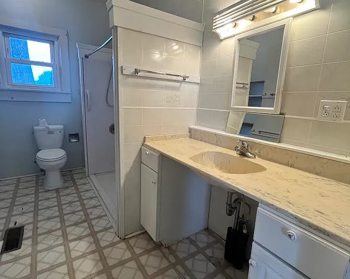 305 W Harrison St — Photo 8