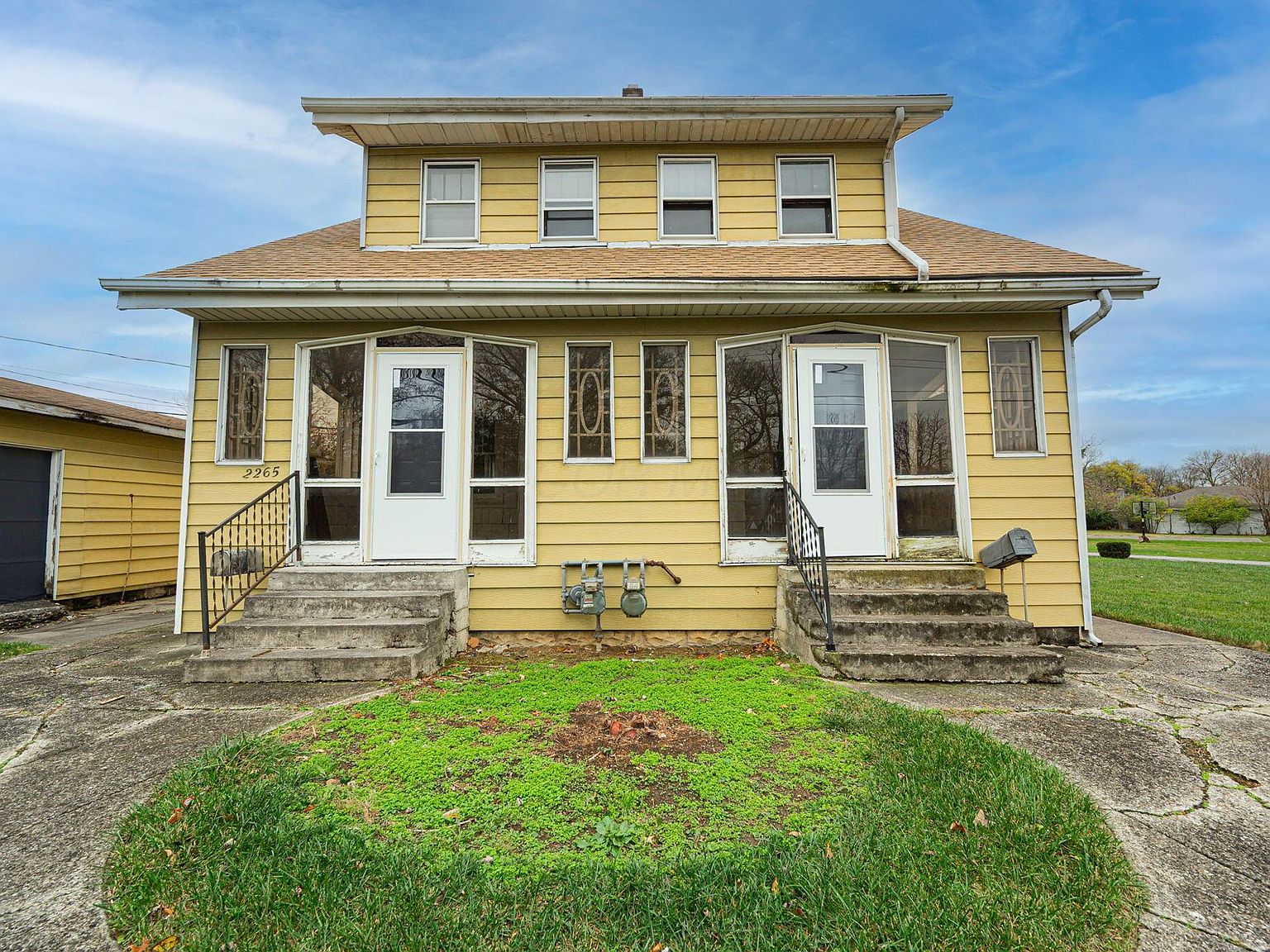 ハウス 2263-2265 Leonard Ave, Columbus, OH 43219 | MLS #226011052 | Zillow