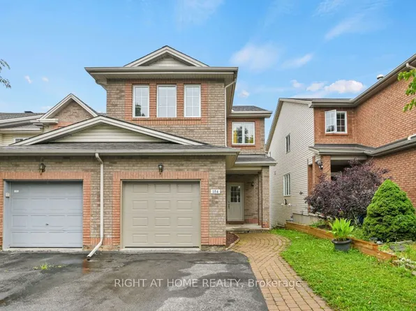 184 Carwood Cir, Ottawa, ON K1K 4V4