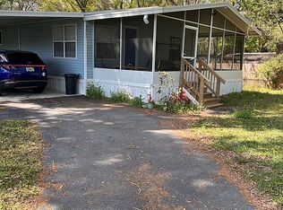 6651 Mangrove Dr, Zephyrhills, FL 33544