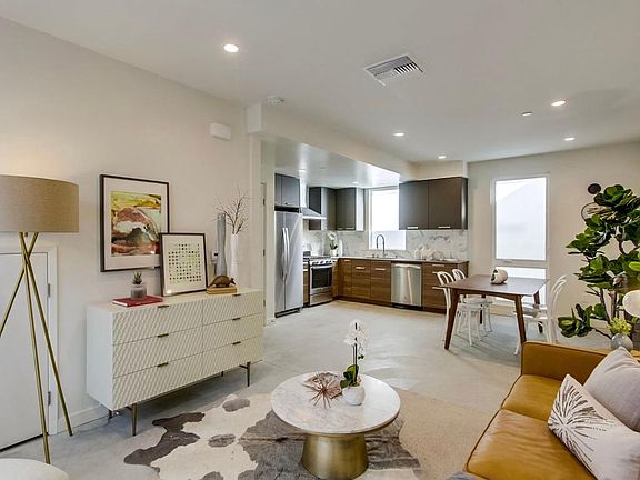 5th image of 2121 El Cajon Blvd #3