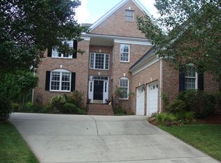 9212 Sanctuary Ct, Raleigh, NC 27617