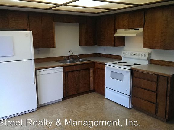 4th image of 8217 111th St E
