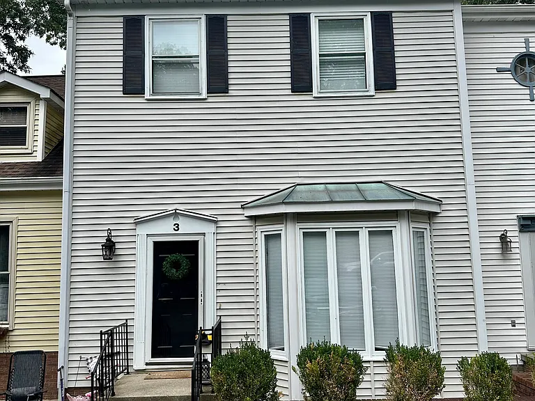 3 Brookside Ln #3 — Photo 1