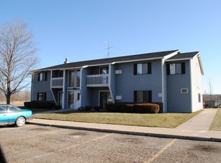 315 Smith St APT 6, Crystal, MI 48818
