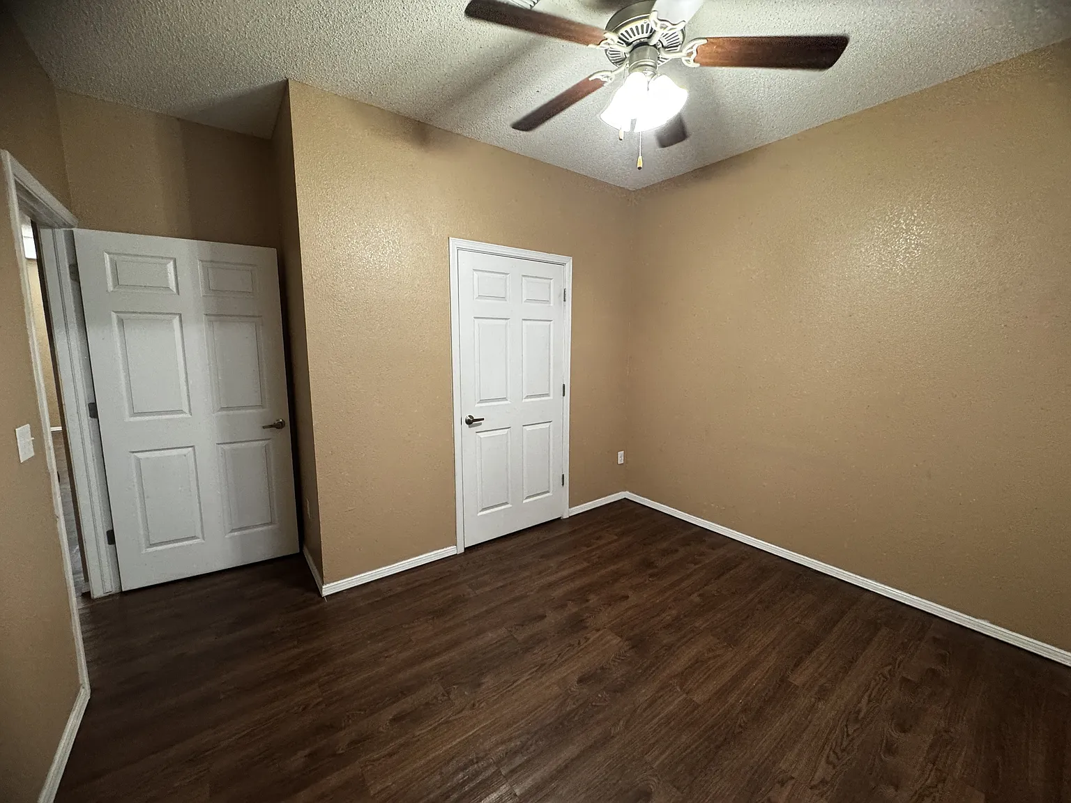 2521 Robert Wynn Street #21 - 3 — Photo 4
