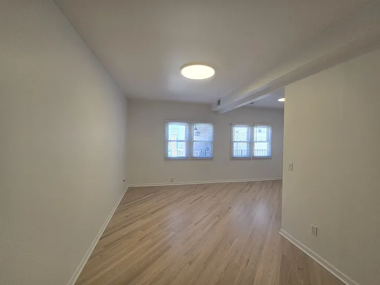 2255 W Huron St #1R — Photo 7