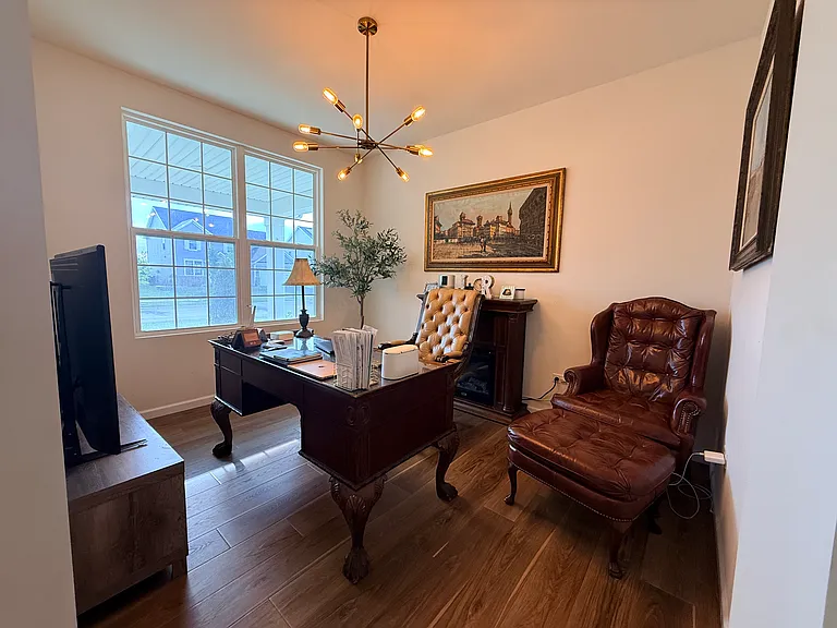2984 Stonecrop Dr — Photo 6