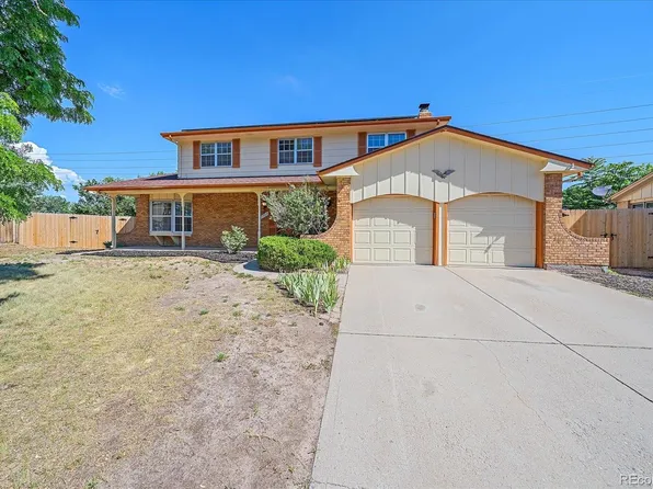 1923 S Newark Way, Aurora, CO 80014
