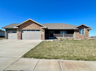 310 S 3rd St, Columbus, NE 68601