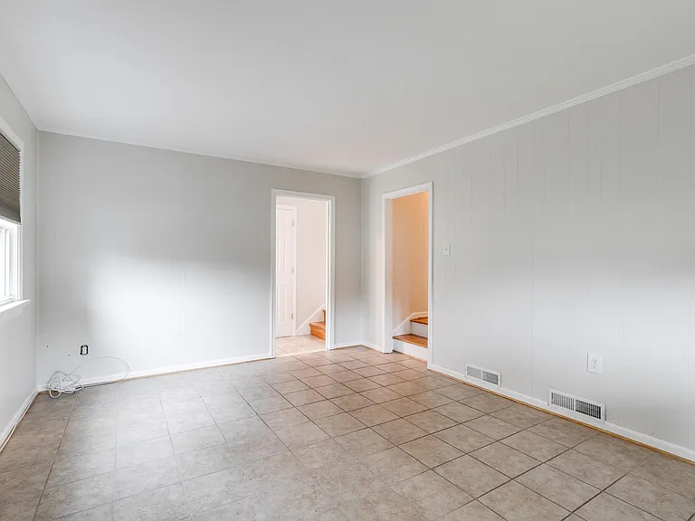 9221 Whitemont Dr — Photo 17