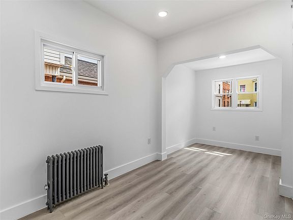 3rd image of 21-52 48th Street
