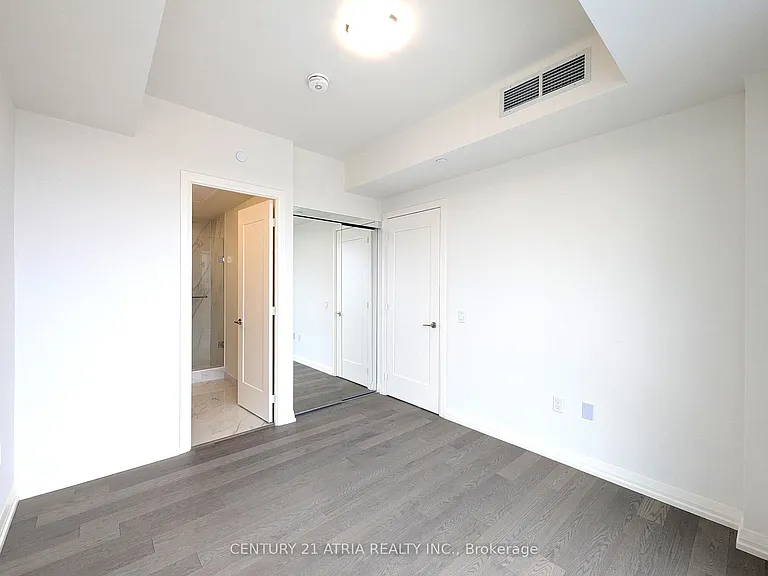 27 Korda Gate #2305 — Photo 8