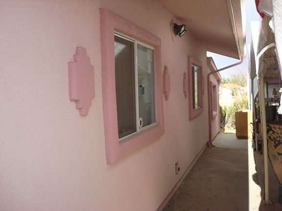 Office/apartment