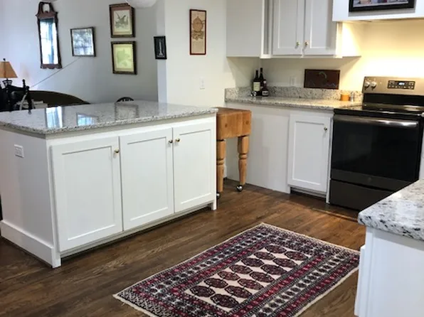 2663 Southbury Cir, Vestavia, AL 35216