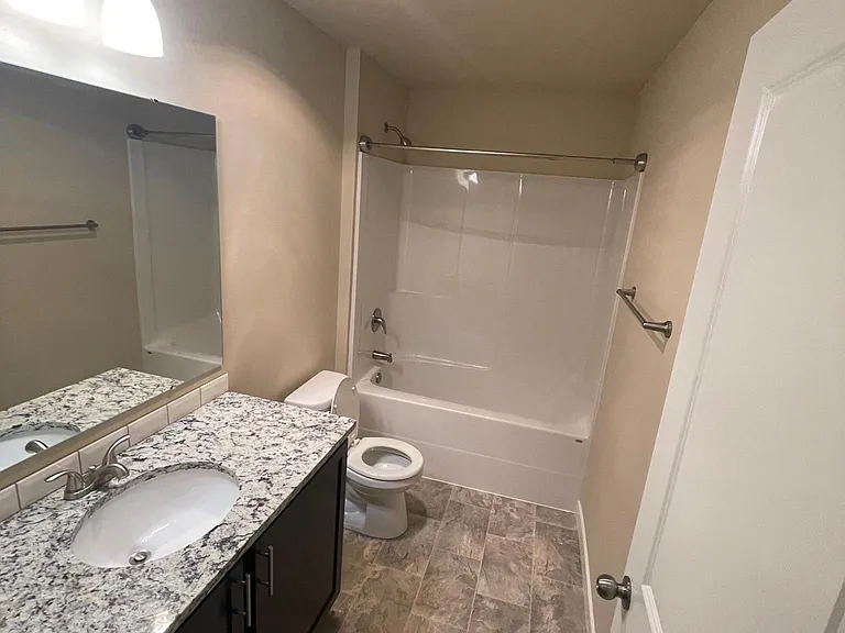 1903 Ahlers Ave #1 — Photo 11