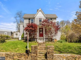 17350 Dry Mill Rd, Leesburg, VA 20175