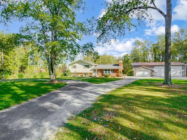 2741 White Oak Valley Rd, Hamersville, OH 45130