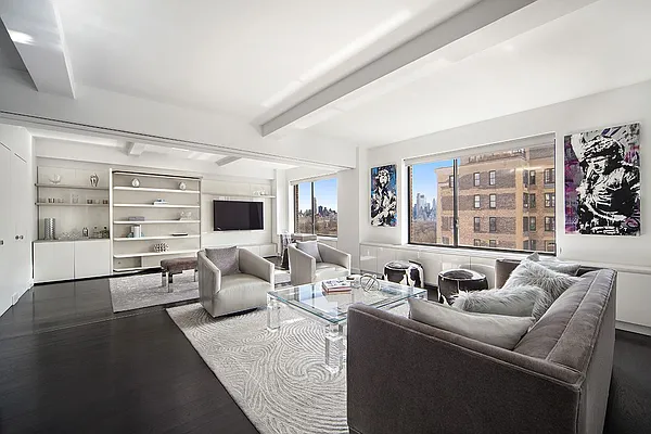 Sold by Stribling | media 2