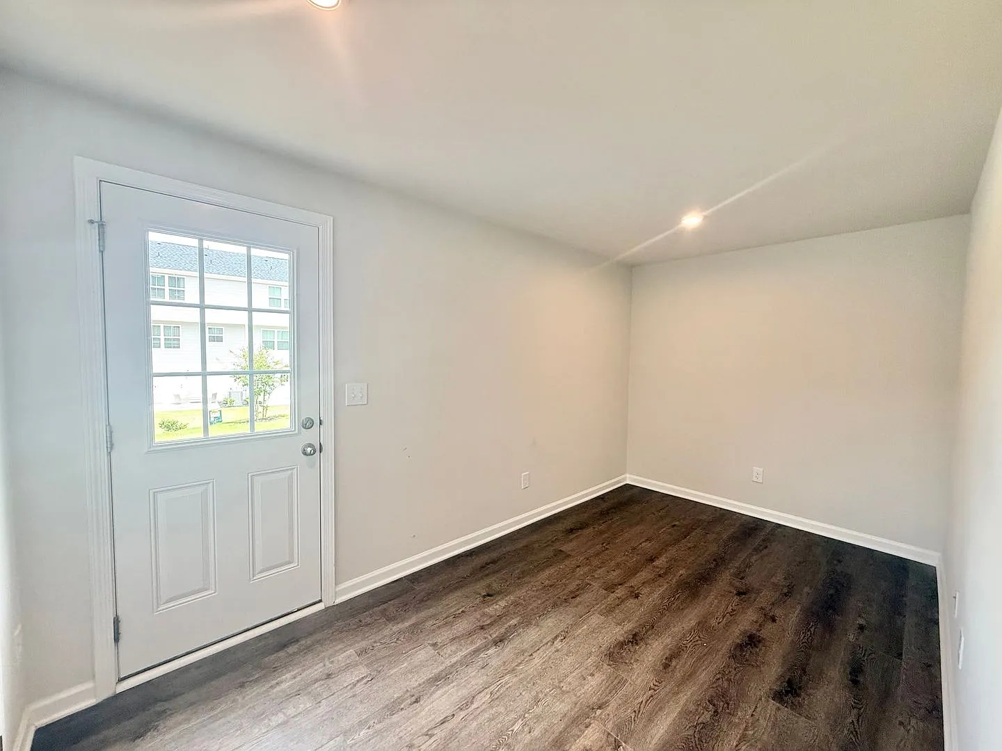 Newly Built 3BD, 2.5BA Wendell Townhome in an HOA Community with Amenities — Photo 3