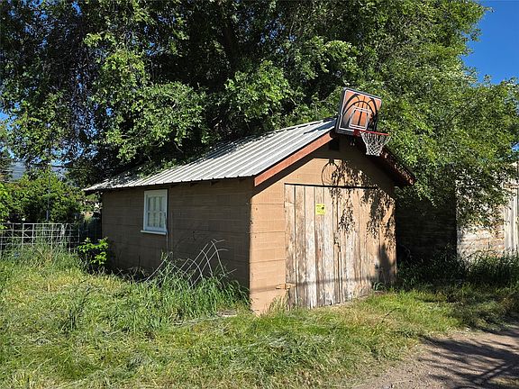5th image of 42419 3rd Ave E