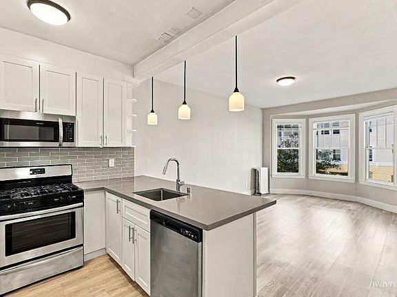 4th image of 1801 Beach St APT 103