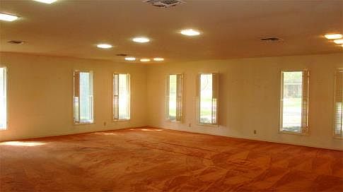 3rd image of 3607 Cedar Elm Ln