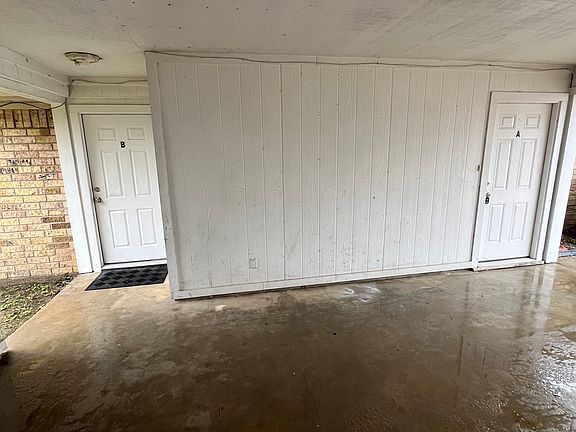 3rd image of 380 Austin Ave #B