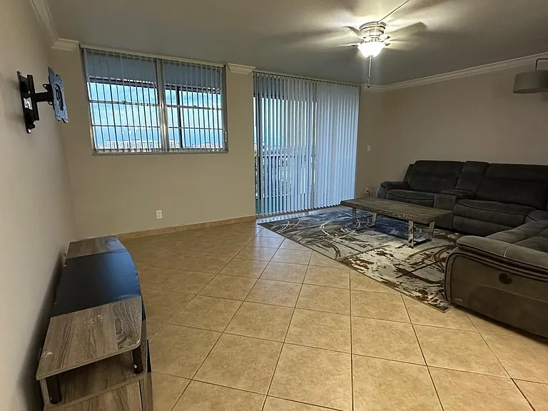 3300 W Rolling Hills Cir #708 — Photo 4