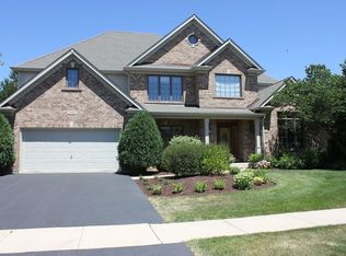 2647 Newton Ave, Naperville, IL 60564