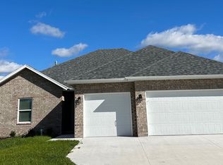 830 Fox Creek Rd, Willard, MO 65781