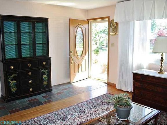 4th image of 3547 Tillbury Ave