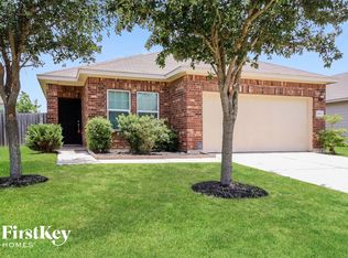 3811 Hunters Trl, Baytown, TX 77521
