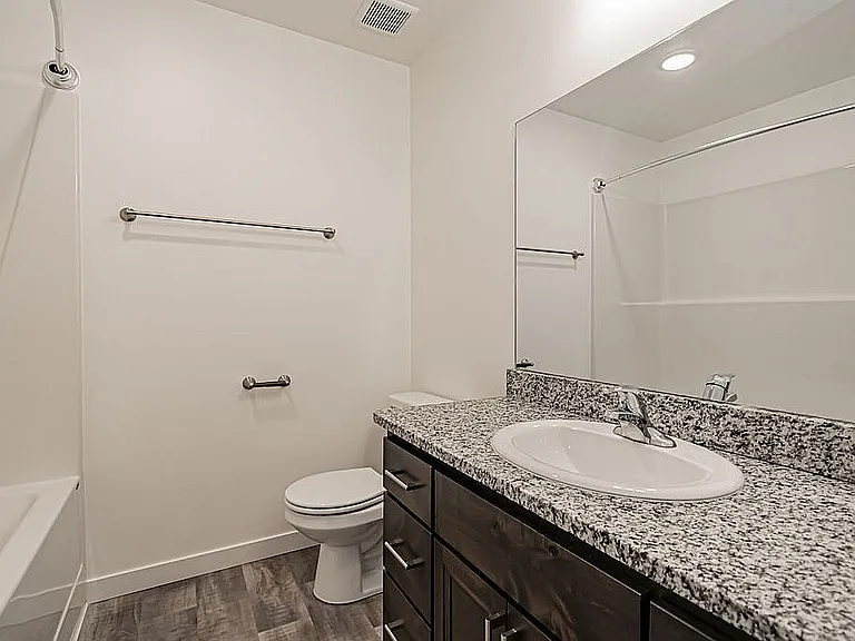 50-Bath2