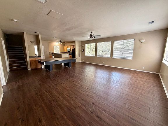 4th image of 908B Keith Ln